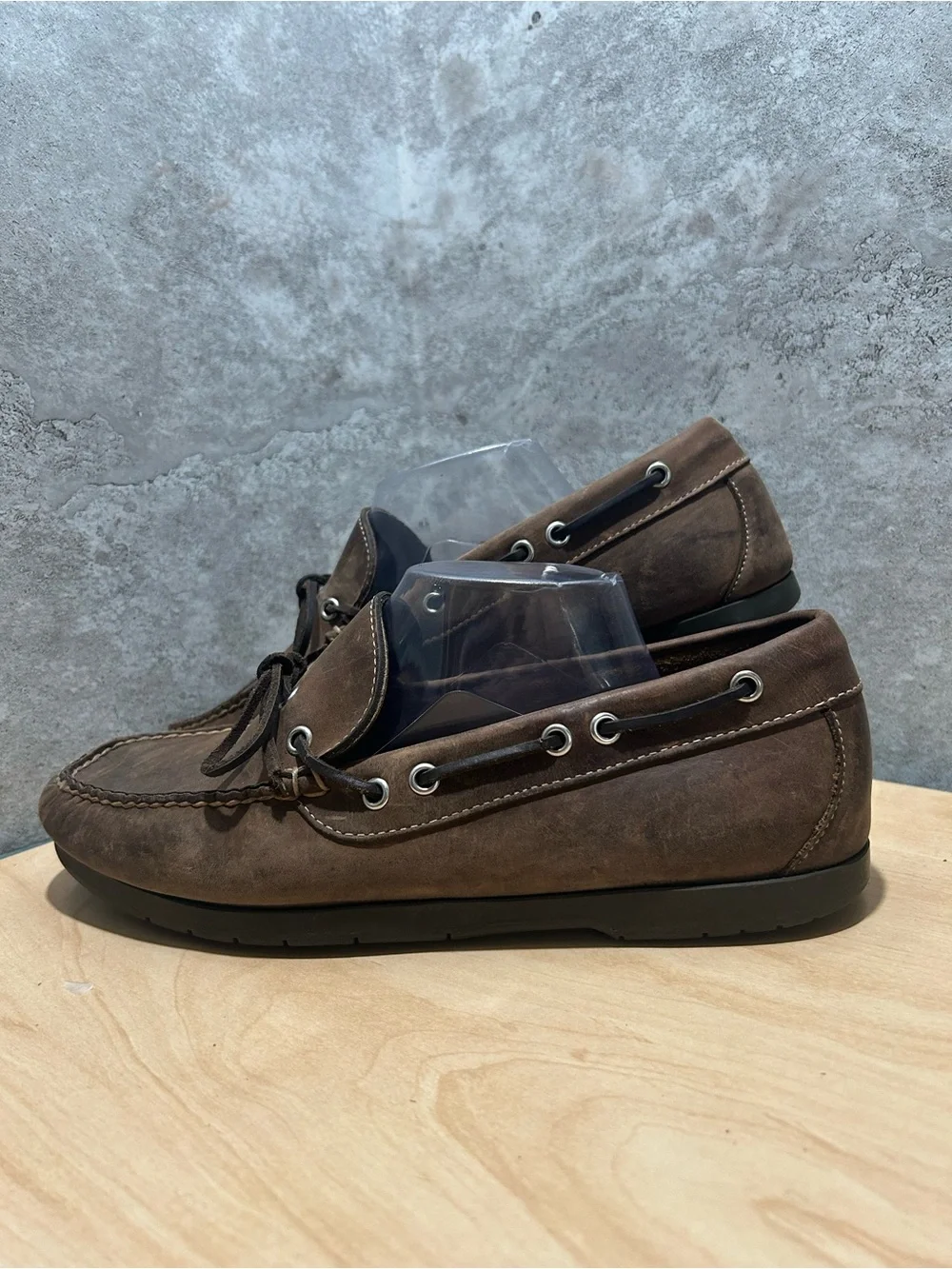 L.L.Bean brown leather handsewn moccasins men’s size 9.5